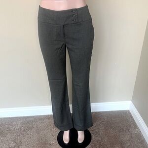 Chic Dark Gray Trousers. Size 6.  Great Fit.